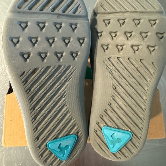 Plae Mimo 9r Little Kids - Picture 2 of 3